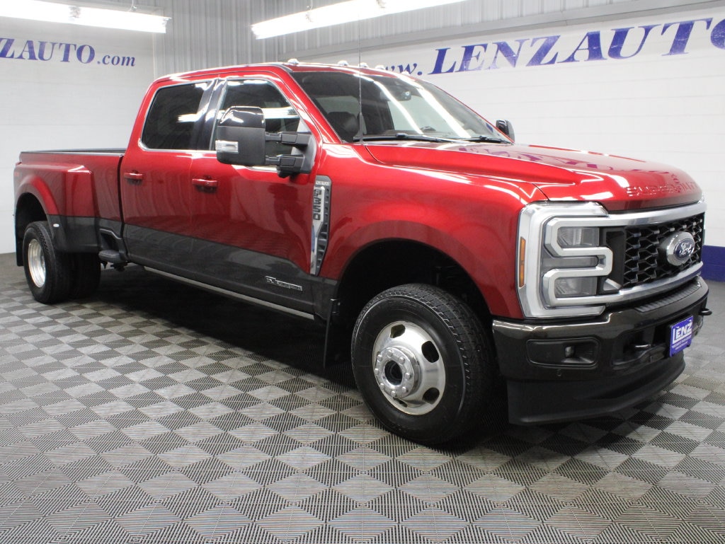 Used 2025 Ford F-350SD 4x4 Crew Cab King Ranch DRW Truck
