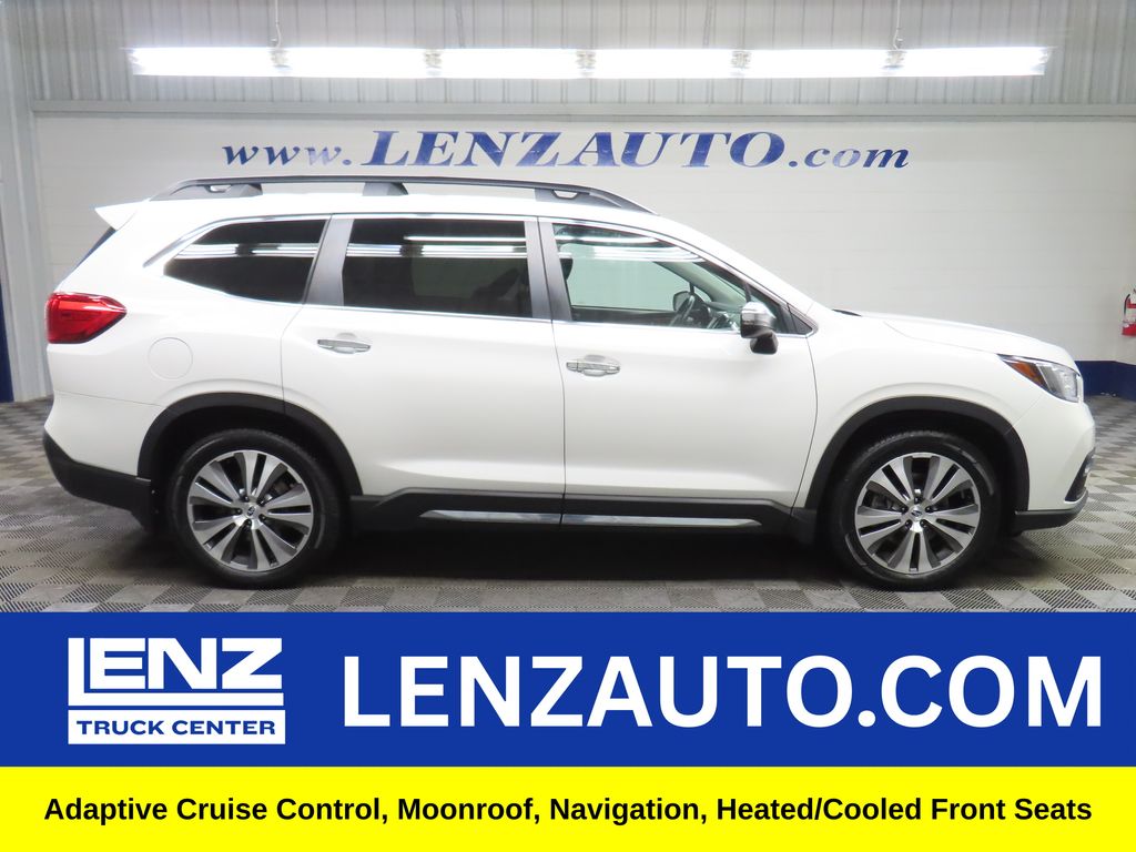 2022 Subaru Ascent Touring's photo