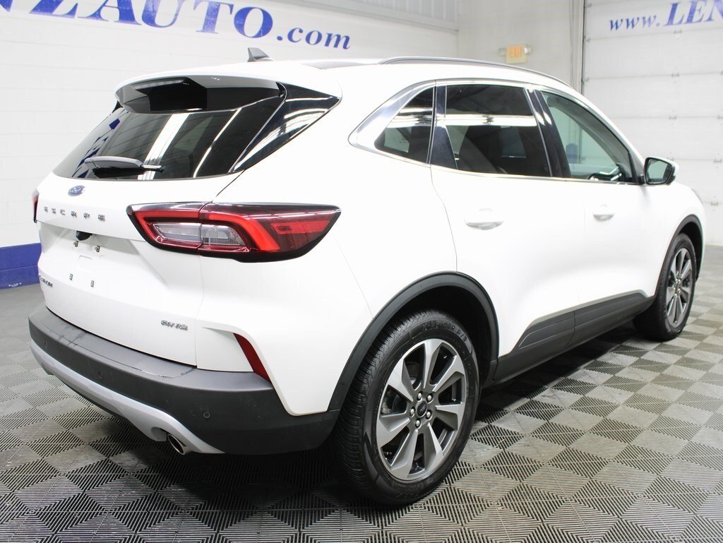 2024 Ford Escape Platinum photo 4