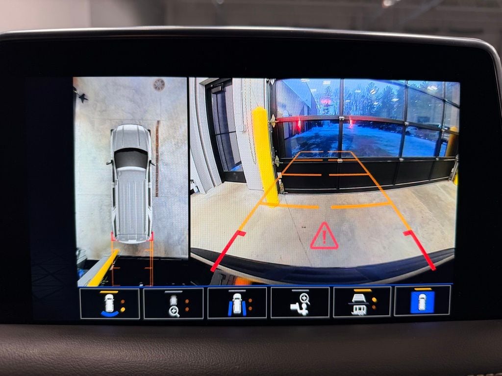 2023 GMC Yukon SLT - Photo 48