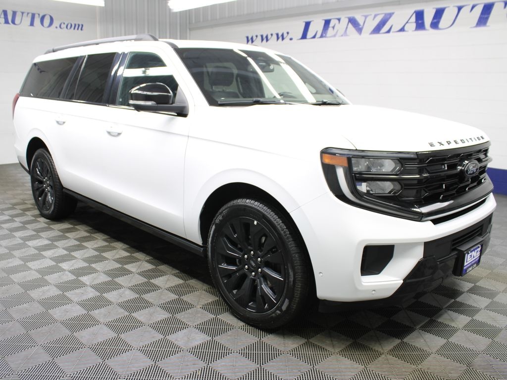 Used 2025 Ford Expedition Max Platinum 4WD SUV