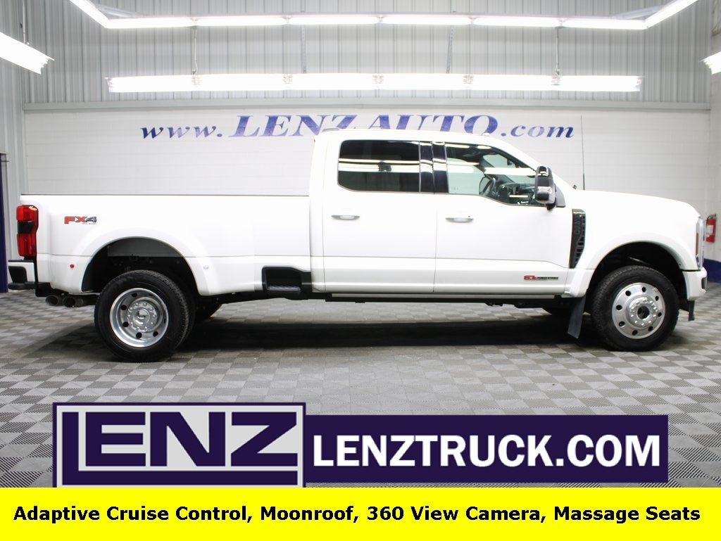 2025 Ford F-450 Super Duty Platinum's photo