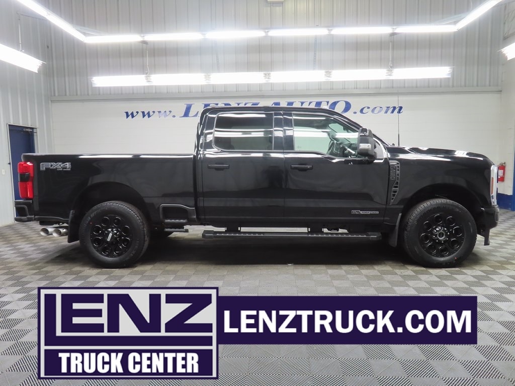2025 Ford F-250 Super Duty Lariat's photo