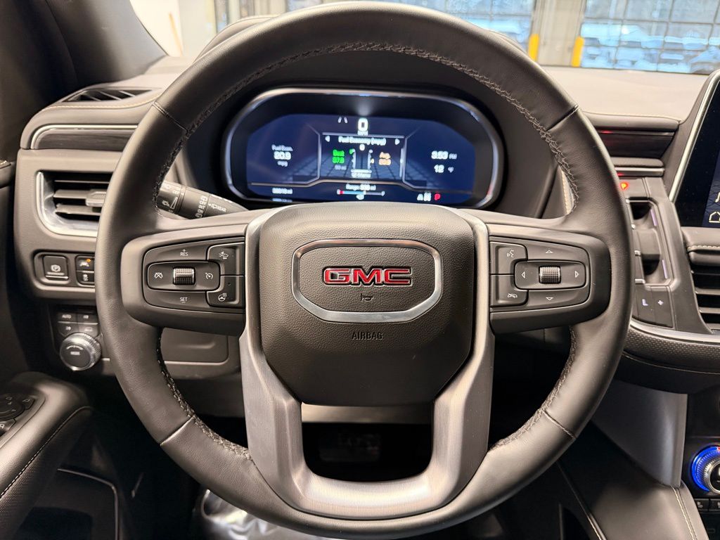 2023 GMC Yukon SLT - Photo 34