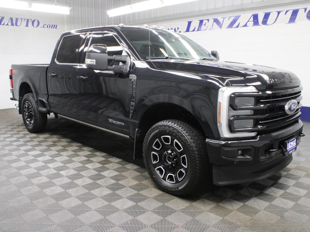 Used 2025 Ford F-250SD 4x4 Crew Cab Platinum Truck