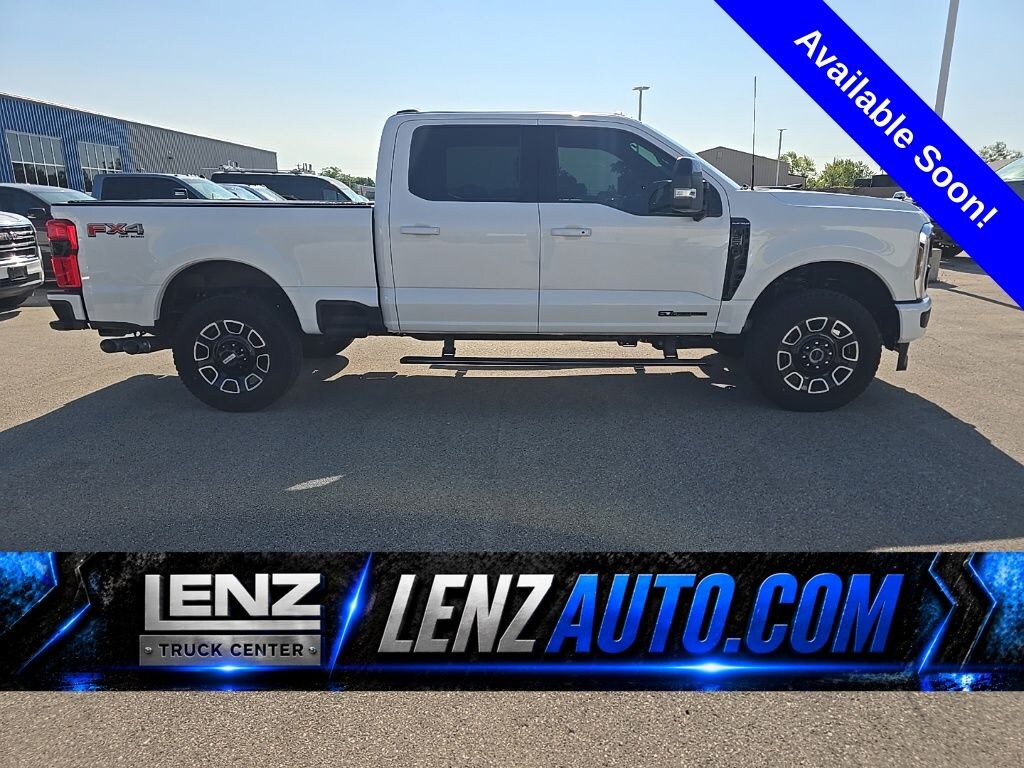 Used 2026 Ford F-250SD 4x4 Crew Cab Platinum Truck