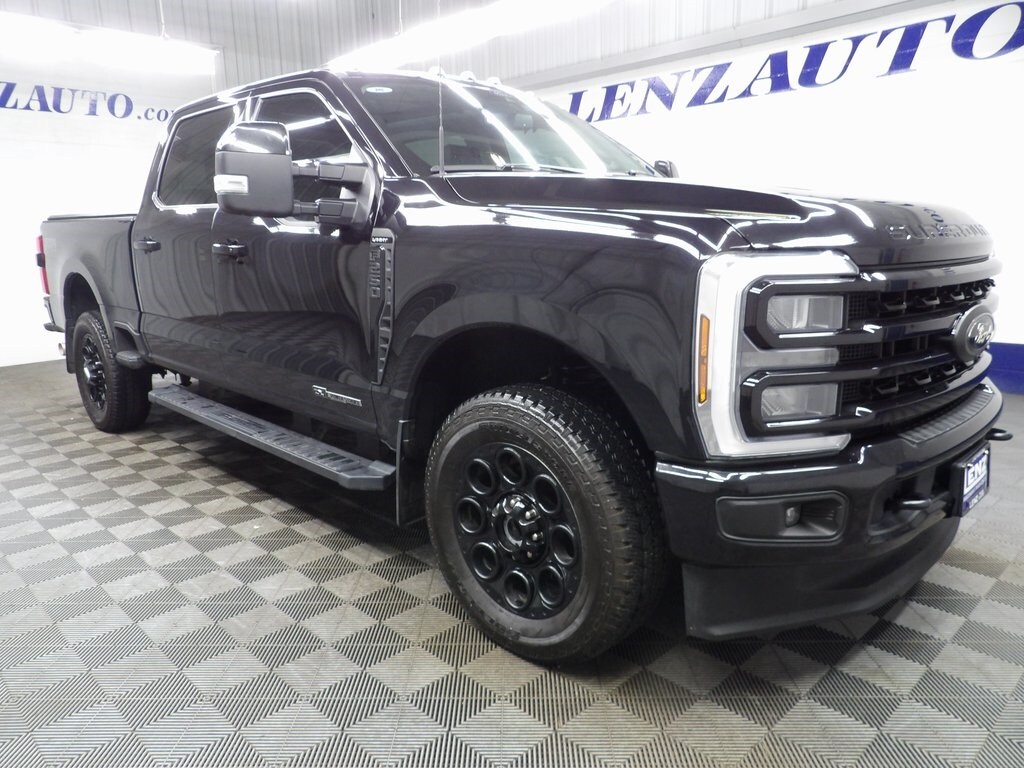 2024 Ford F-250 photo 2