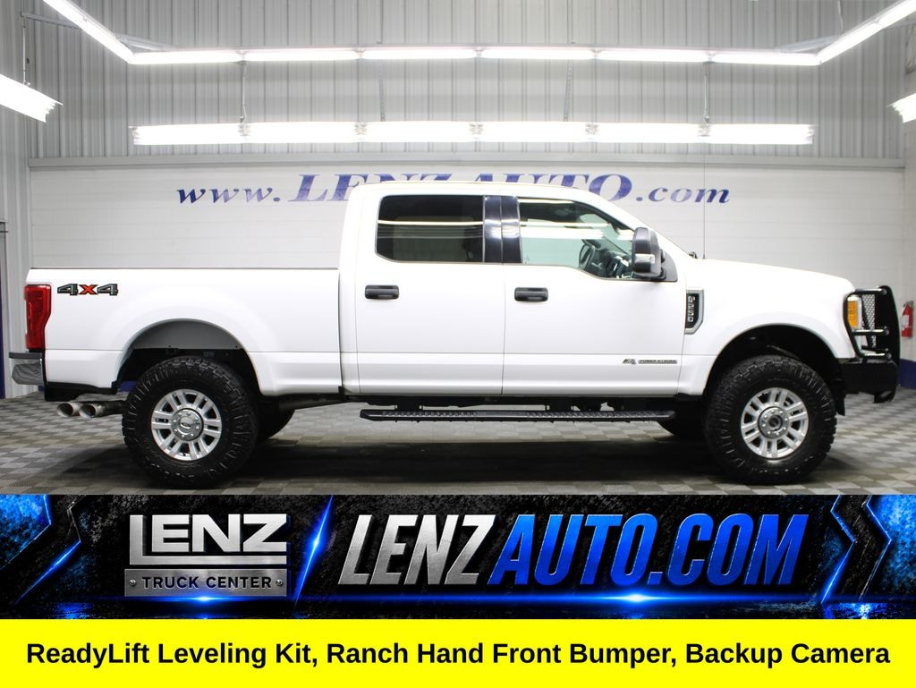 Used 2017 Ford F-250SD 4x4 Crew Cab XLT Truck