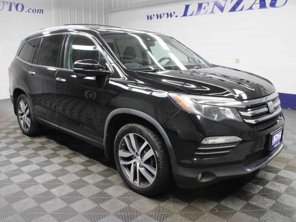 Used 2018 Honda Pilot Touring AWD SUV