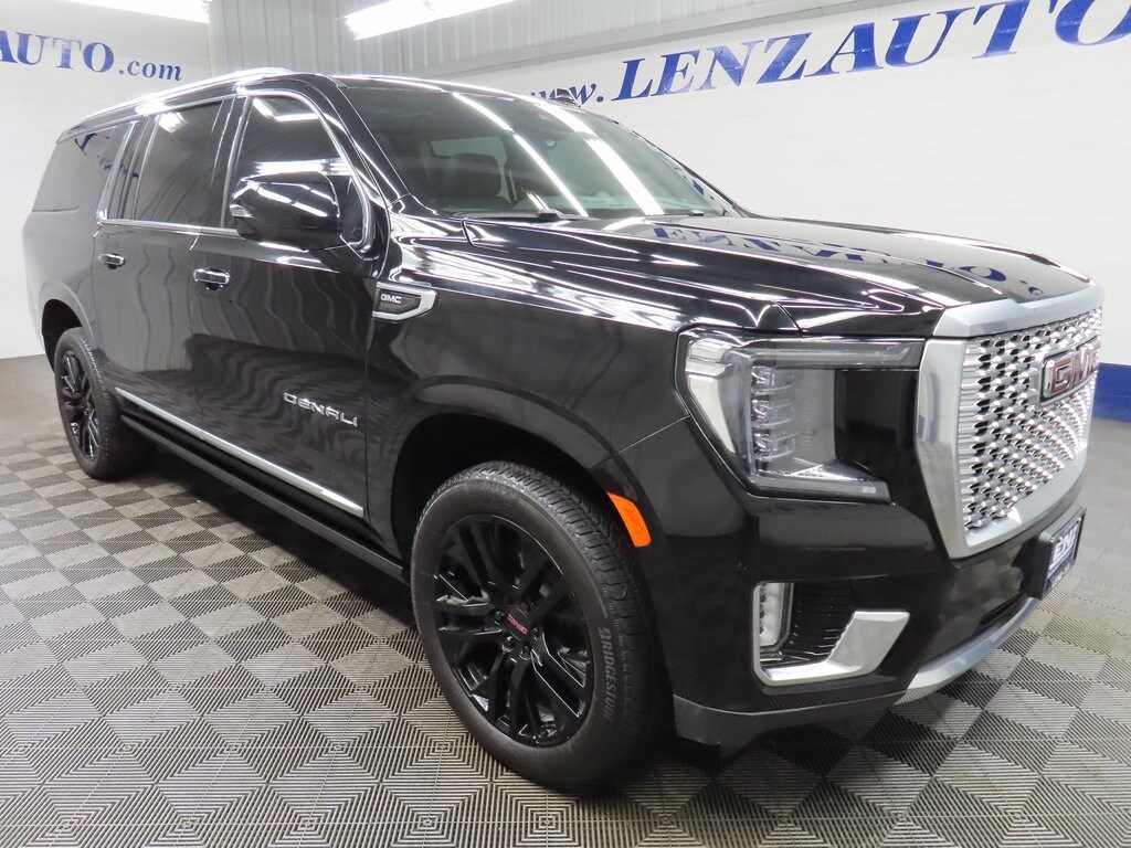 2023 Gmc Yukon XL Denali photo 2