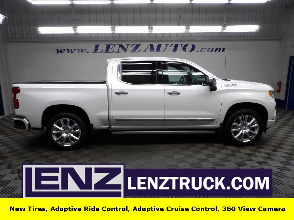 2023 Chevrolet Silverado 1500 High Country's photo