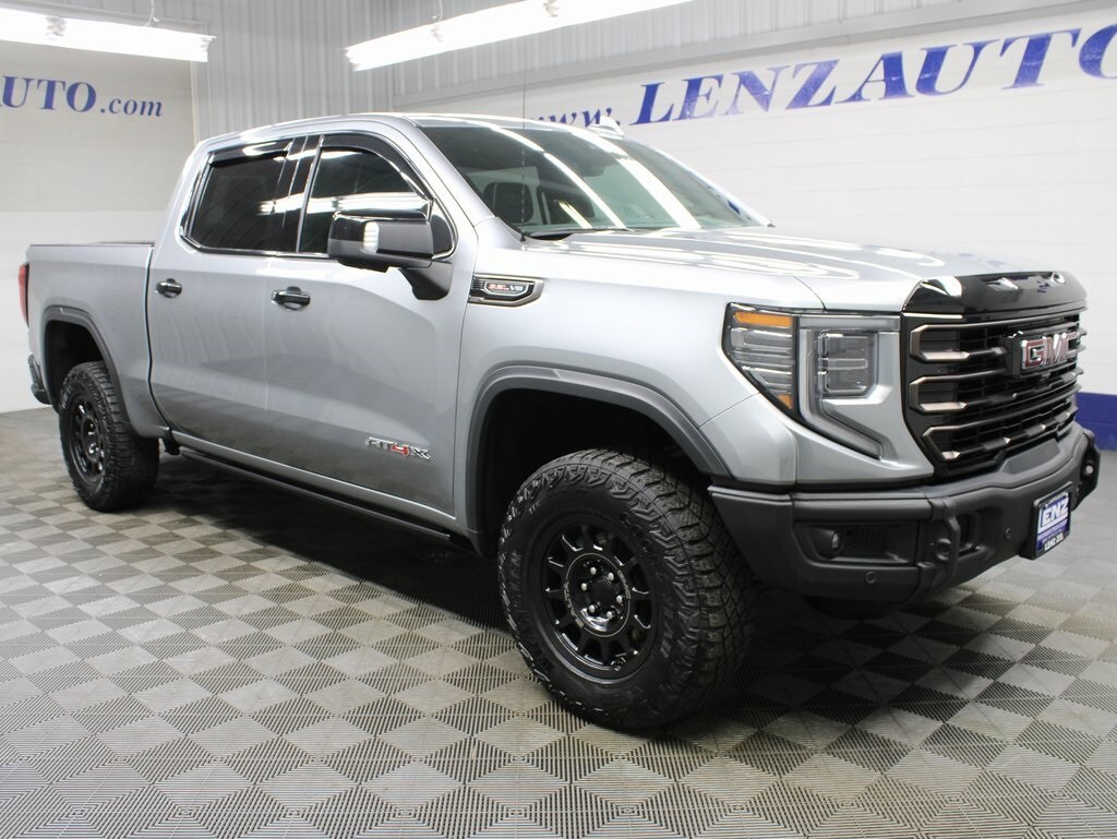 2024 Gmc Sierra 1500 AT4X photo 3