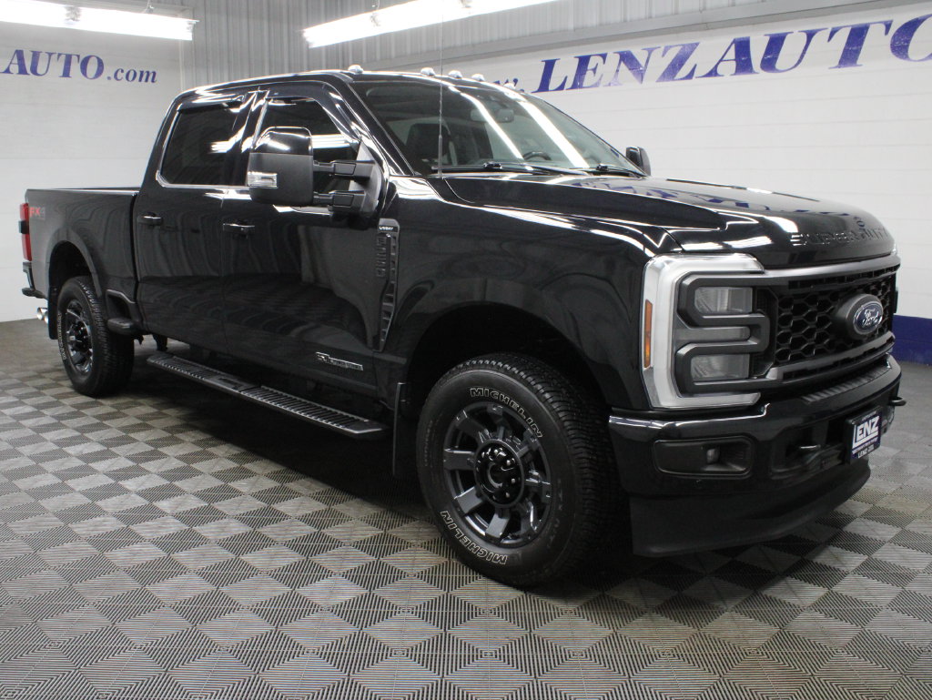 Used 2024 Ford F-250SD 4x4 Crew Cab Lariat Truck