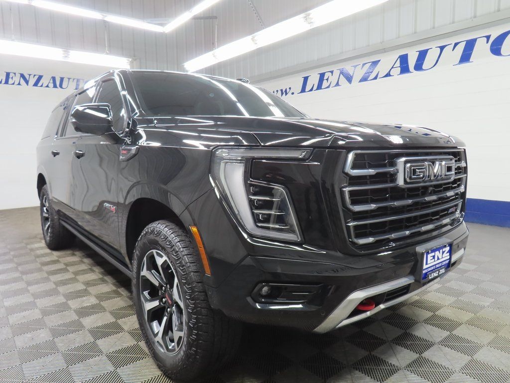 Used 2025 GMC Yukon XL AT4 4WD SUV