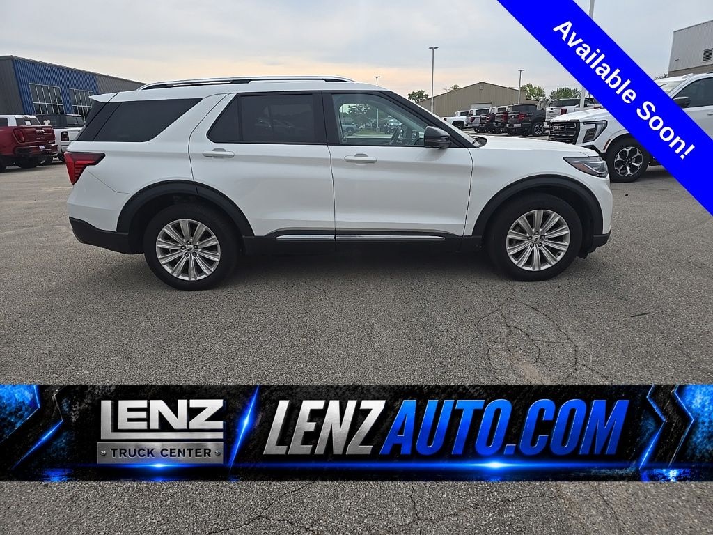 Used 2025 Ford Explorer Platinum 4WD SUV