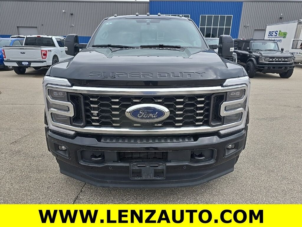 Used 2025 Ford F-450SD 4x4 Crew Cab Platinum DRW Truck