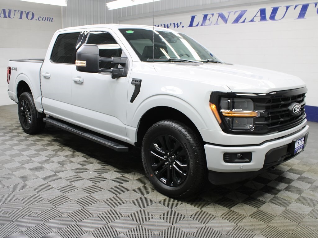 2024 Ford F-150 XLT photo 3