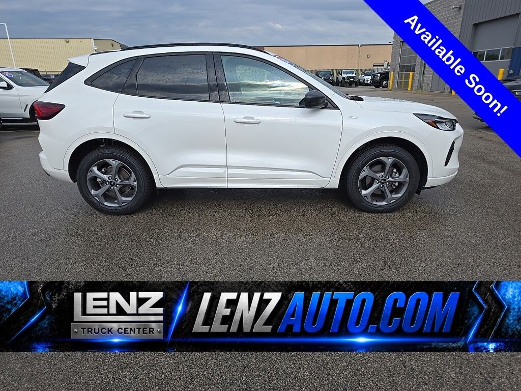 Used 2024 Ford Escape ST-Line AWD SUV