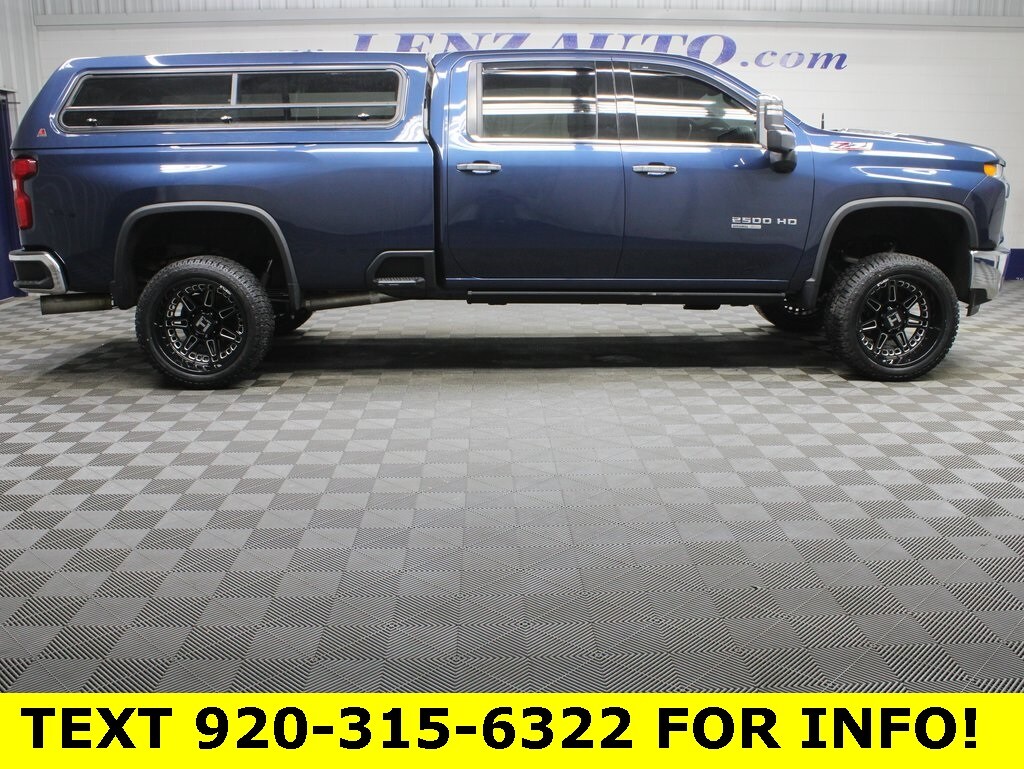 2022 Chevrolet Silverado 2500HD LTZ photo 2