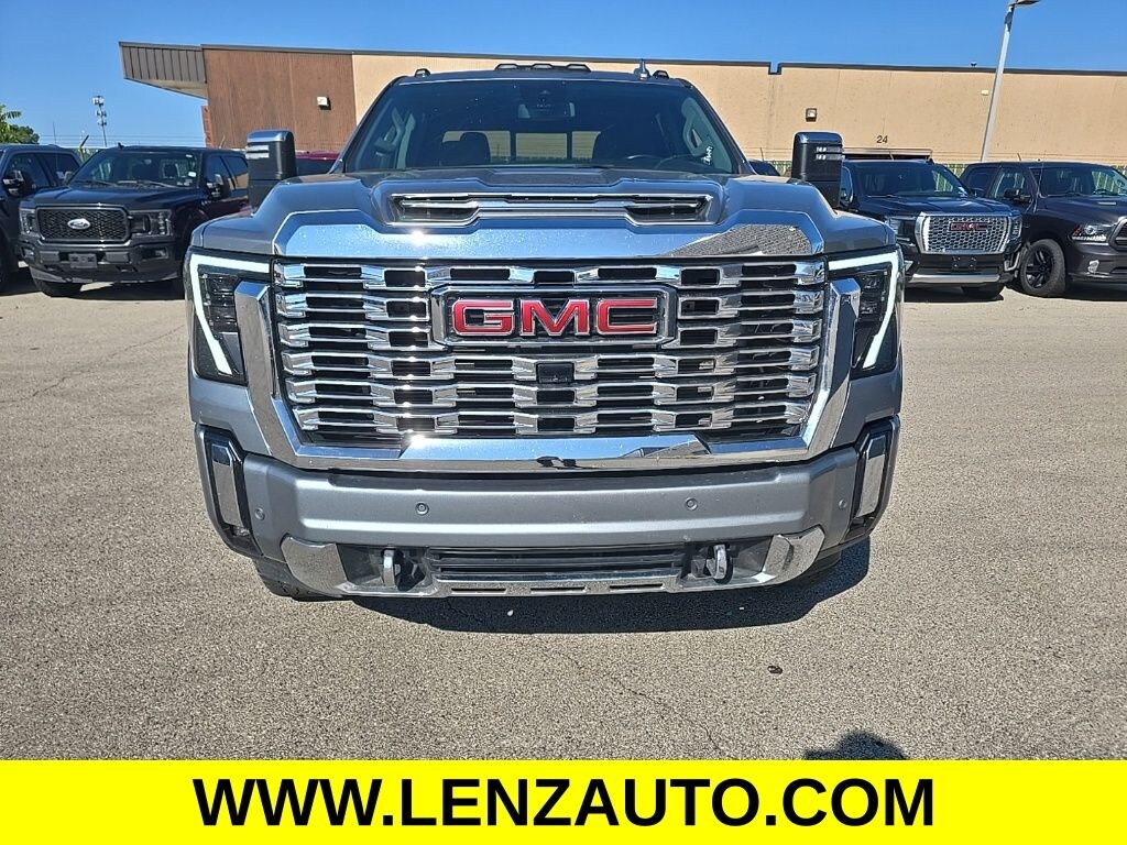 Used 2025 GMC Sierra 2500HD 4x4 Crew Cab Denali Truck
