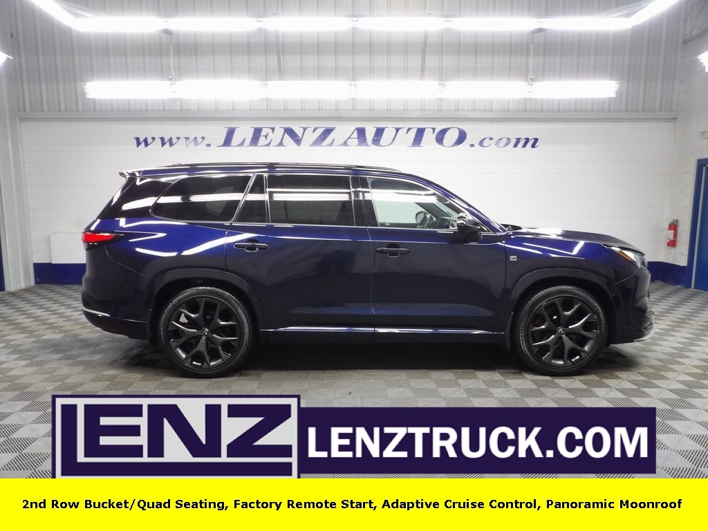 2024 Lexus TX Hybrid 500h's photo