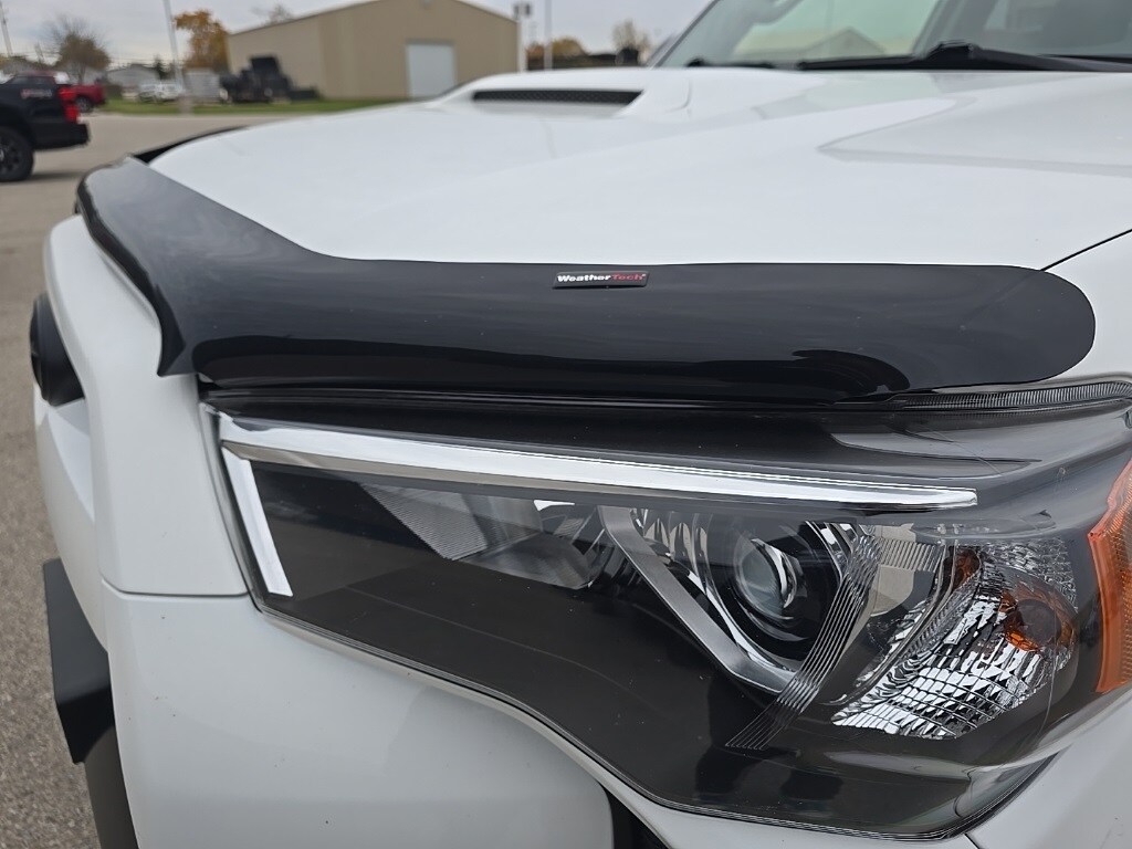 2021 Toyota 4Runner Venture Special Edition photo 4