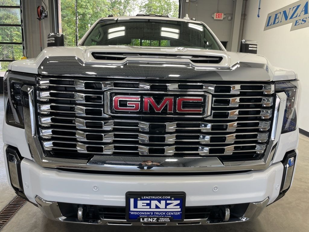 Used 2024 GMC Sierra 3500HD 4x4 Crew Cab Denali SRW Truck