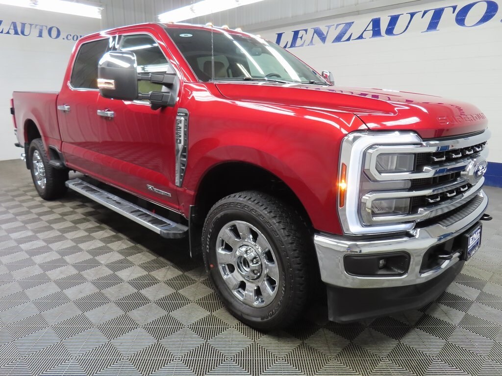 2025 Ford F-250 photo 3