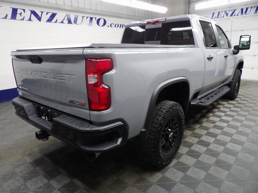 2024 Chevrolet Silverado 2500HD ZR2 photo 4