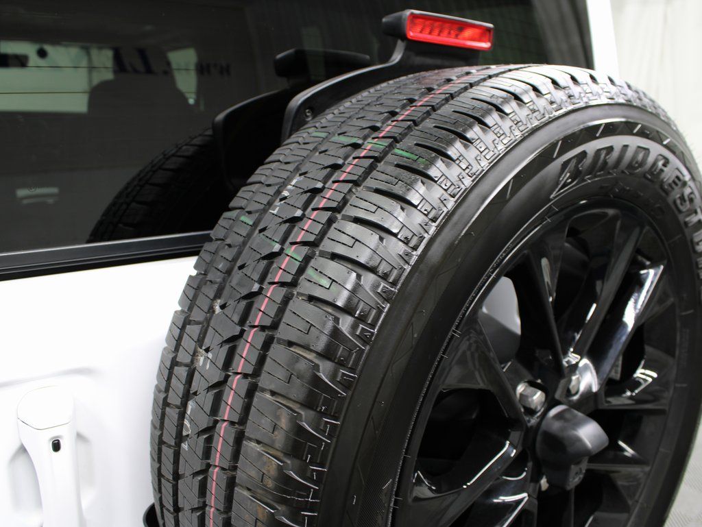 2023 Jeep Wrangler 4-Door Sahara High Altitude - Photo 35