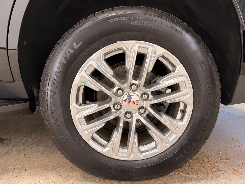 2023 GMC Yukon SLT - Photo 10