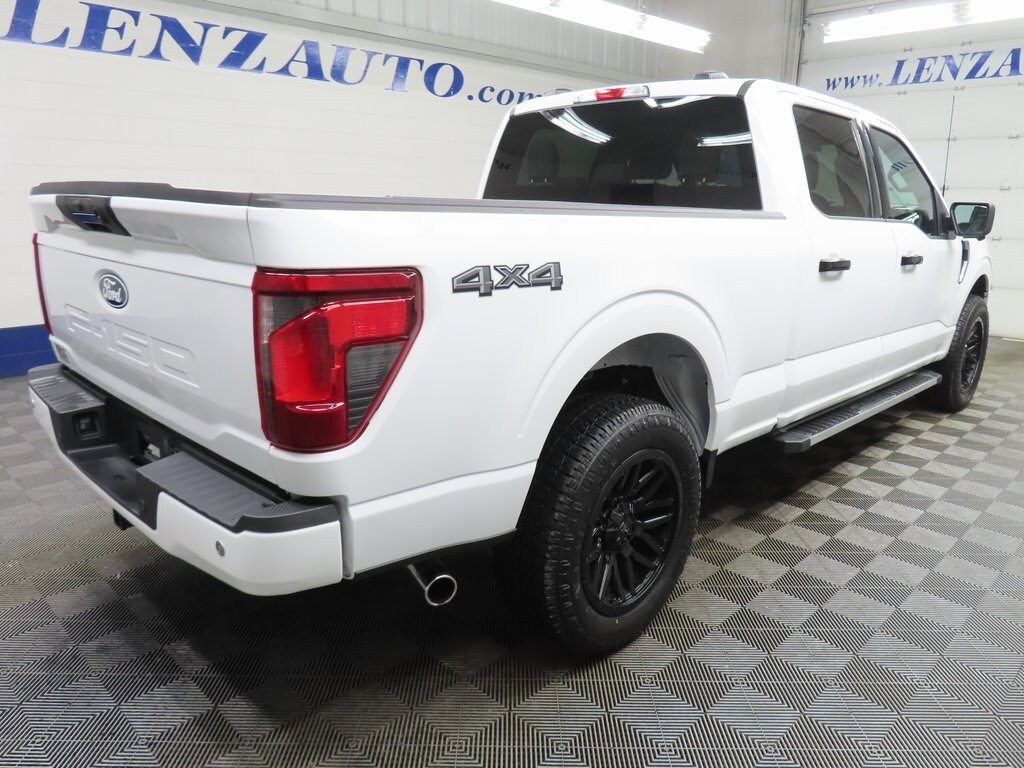 2024 Ford F-150 XLT photo 4
