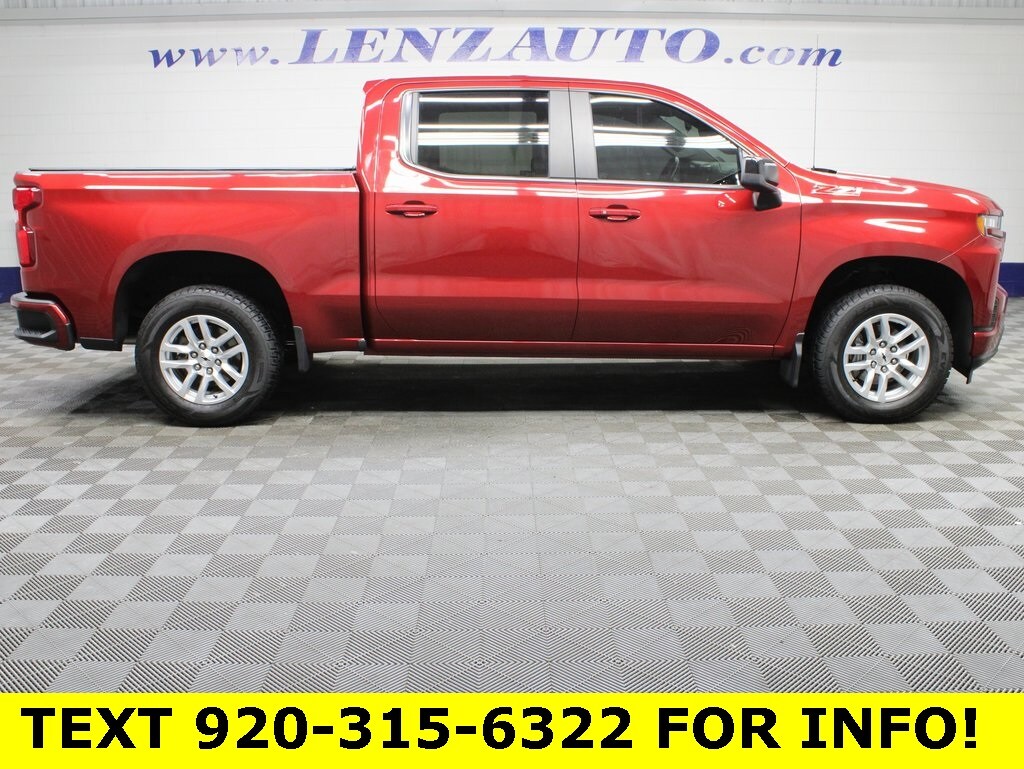 2020 Chevrolet Silverado 1500 RST photo 2