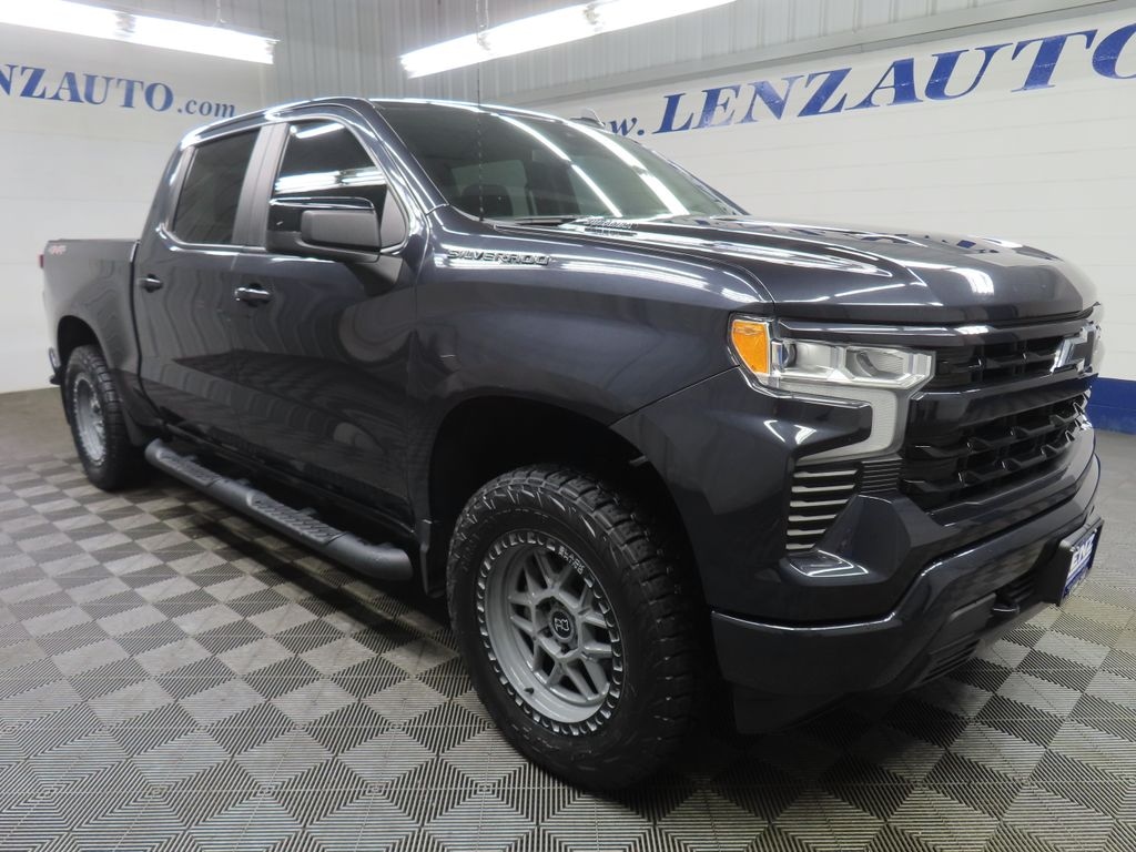 Used 2022 Chevrolet Silverado 1500 4x4 Crew Cab RST Truck
