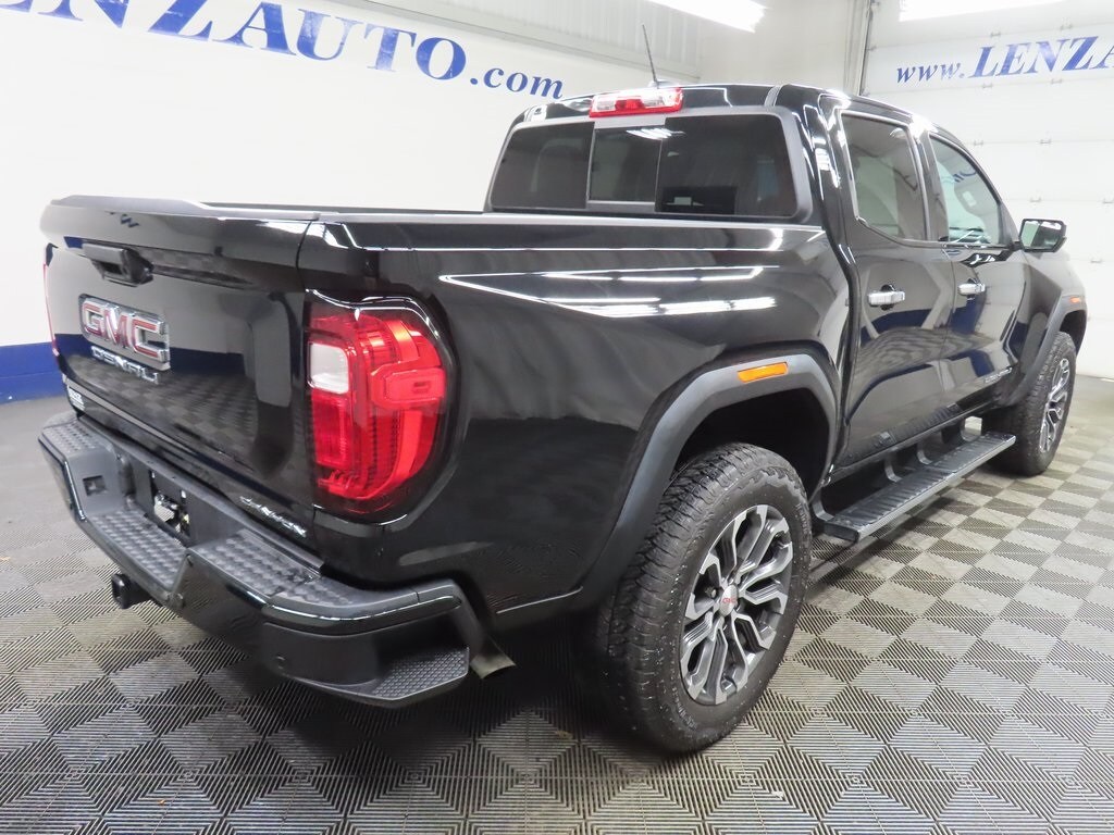 2023 Gmc Canyon Denali photo 2