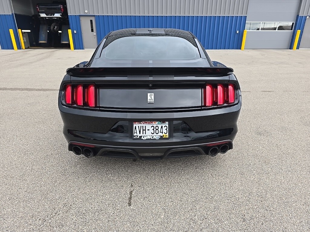 2017 Ford Mustang Shelby GT350 photo 4
