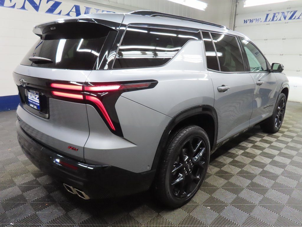 Used 2024 Chevrolet Traverse RS AWD SUV