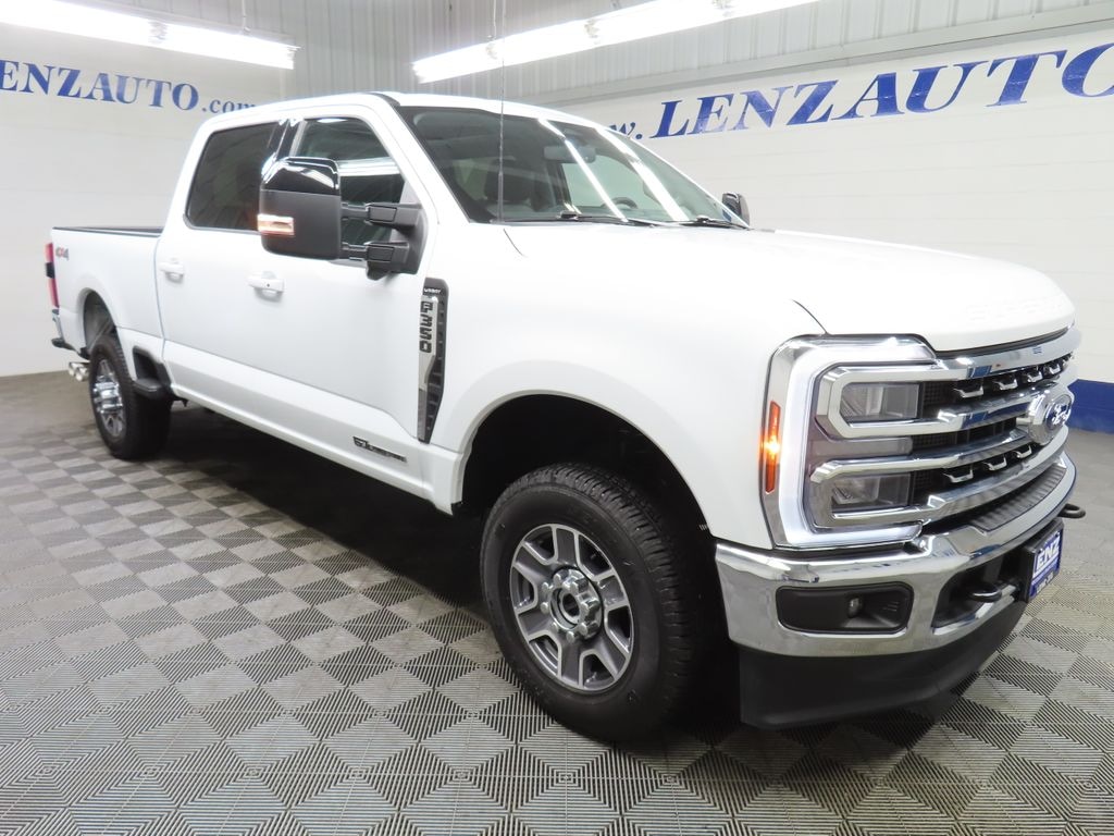 Used 2026 Ford F-350SD 4x4 Crew Cab Lariat SRW Truck