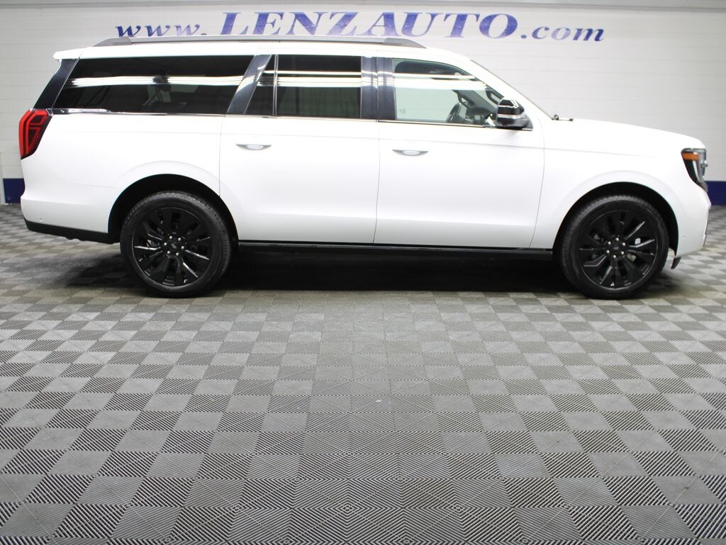 Used 2025 Ford Expedition Max Platinum 4WD SUV