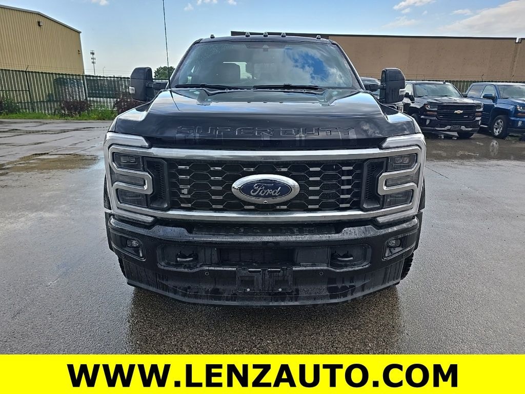 Used 2026 Ford F-450SD 4x4 Crew Cab Platinum DRW Truck
