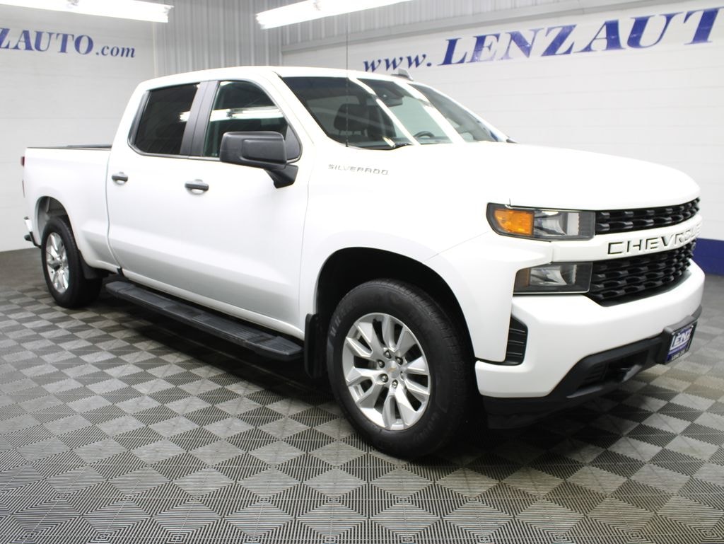 Used 2021 Chevrolet Silverado 1500 4x4 Crew Cab Custom Truck
