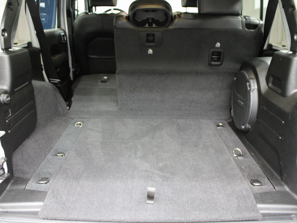 2023 Jeep Wrangler 4-Door Sahara High Altitude - Photo 36