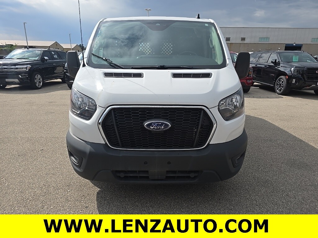 2023 Ford Transit photo 2