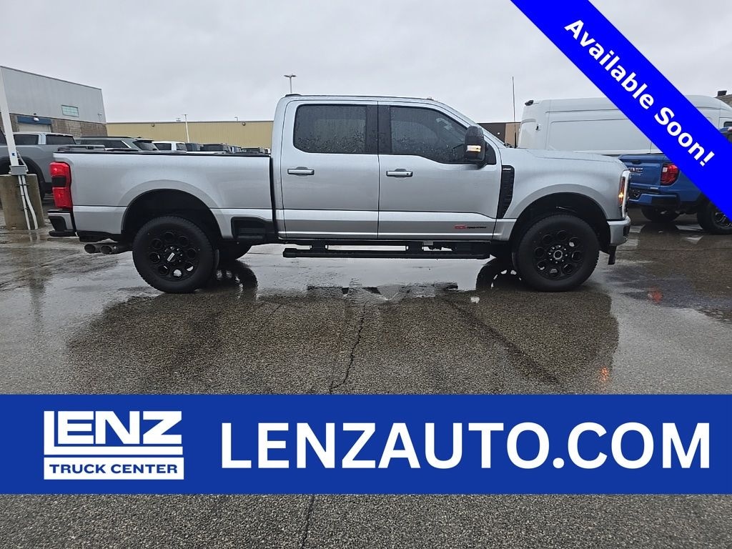 Used 2024 Ford F-250SD 4x4 Crew Cab Lariat Truck