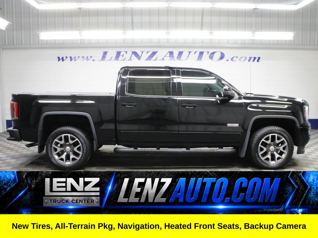 2017 GMC Sierra 4WD Crew Cab Short Box SLT's photo