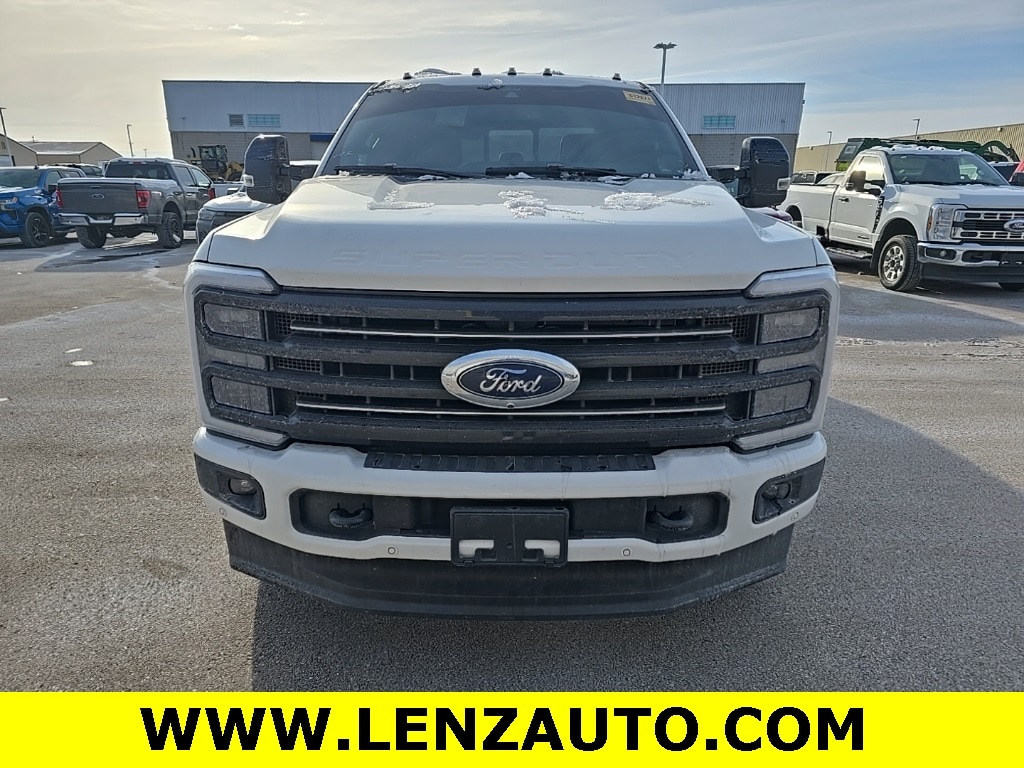 Used 2025 Ford F-250SD 4x4 Crew Cab Platinum Truck
