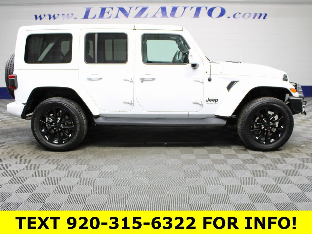 2023 Jeep Wrangler 4-Door Sahara High Altitude - Photo 2