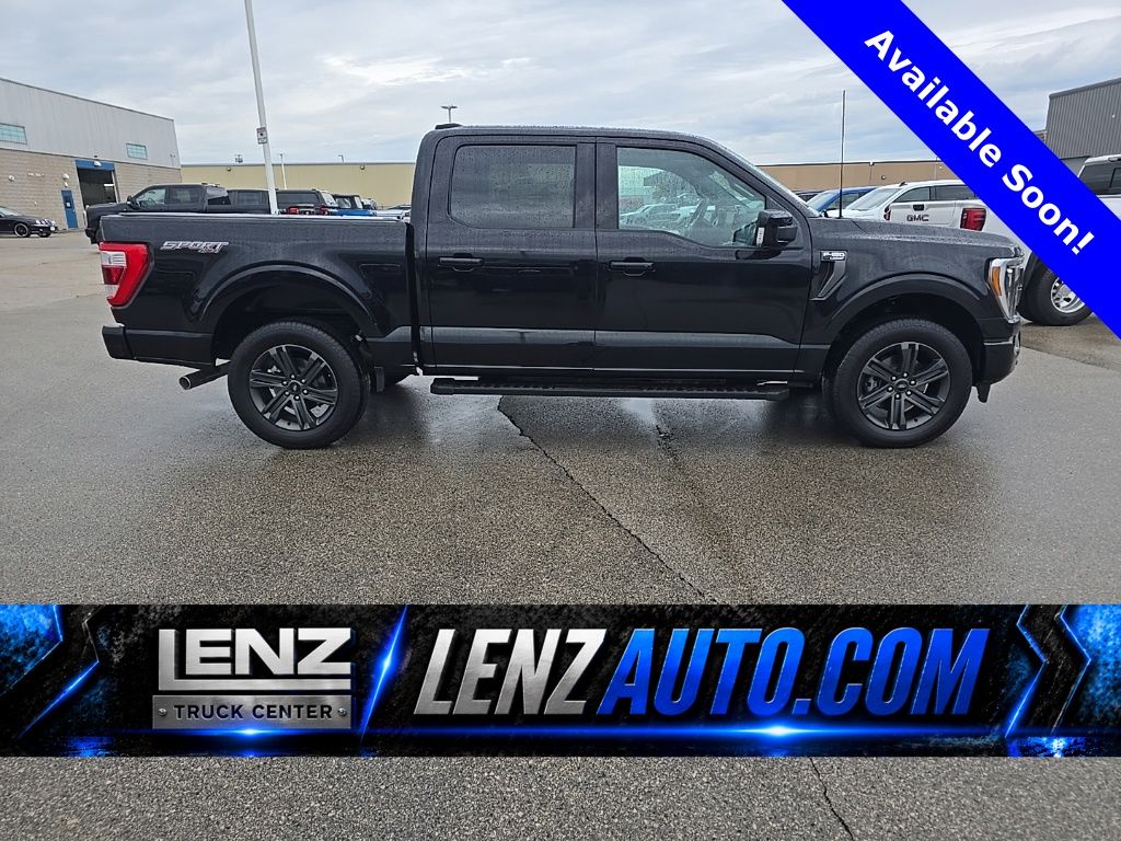 2023 Ford F-150 Lariat 4x4 SuperCrew 145 in's photo