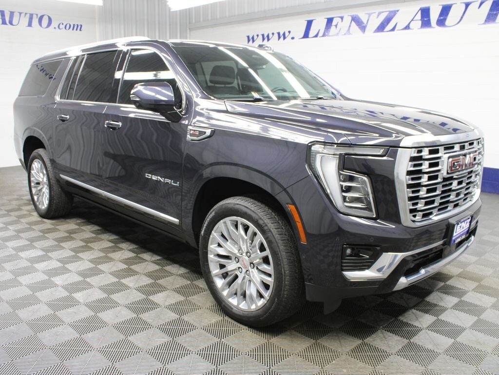 Used 2025 GMC Yukon XL Denali 4WD SUV