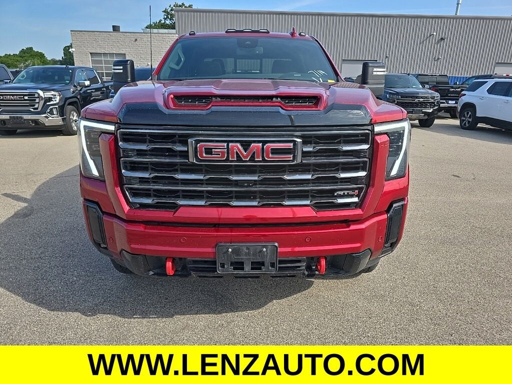 Used 2025 GMC Sierra 2500HD 4x4 Crew Cab AT4 Truck